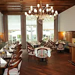 Hotel Detmolder Hof 4*