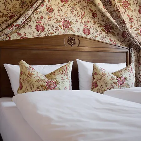 Hotell Detmolder Hof 4*