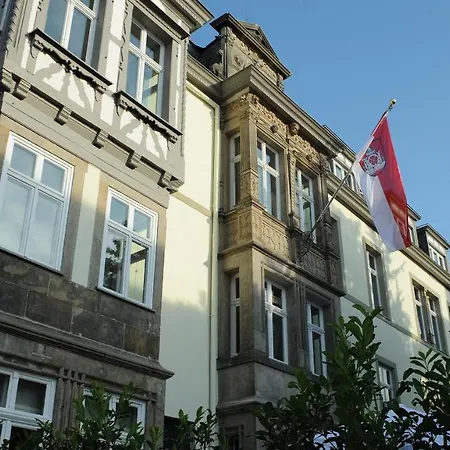 Detmolder Hof 4*