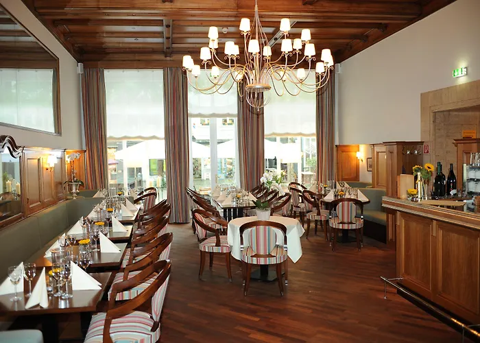 Hotel Detmolder Hof 4*