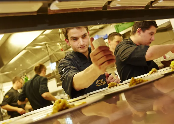 德特莫尔德霍夫酒店 酒店 4*